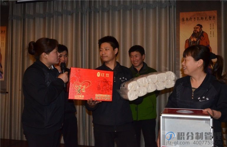 1-200216204U3514.jpg