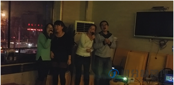 1-20021QHUT37.png